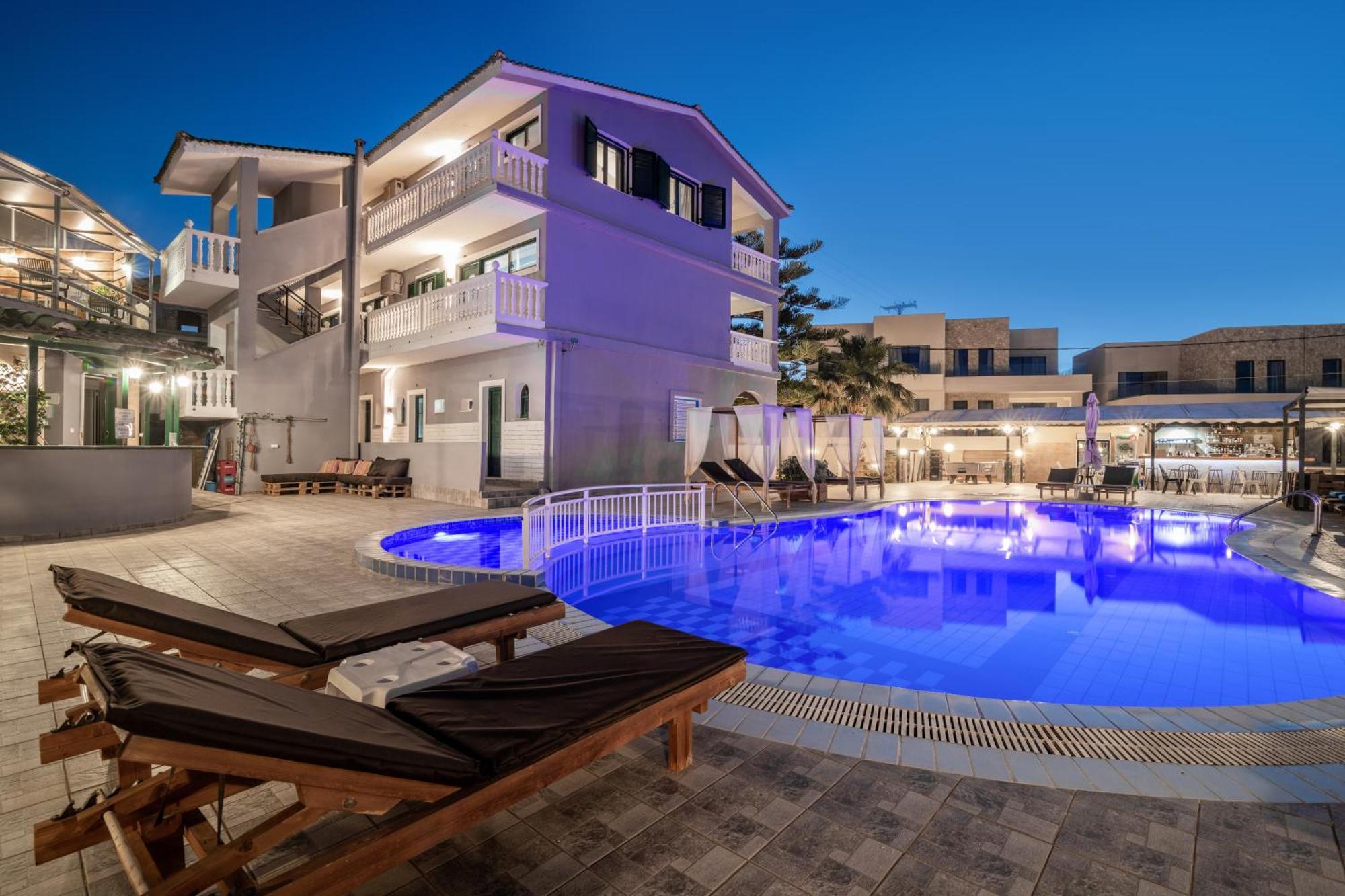 Amarylis Beachfront Studios Amoudi Luaran gambar