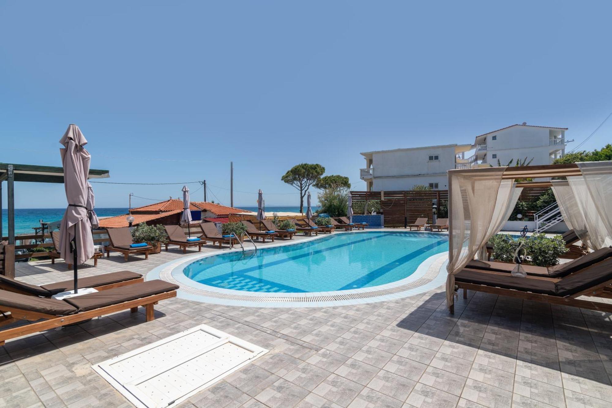 Amarylis Beachfront Studios Amoudi Luaran gambar