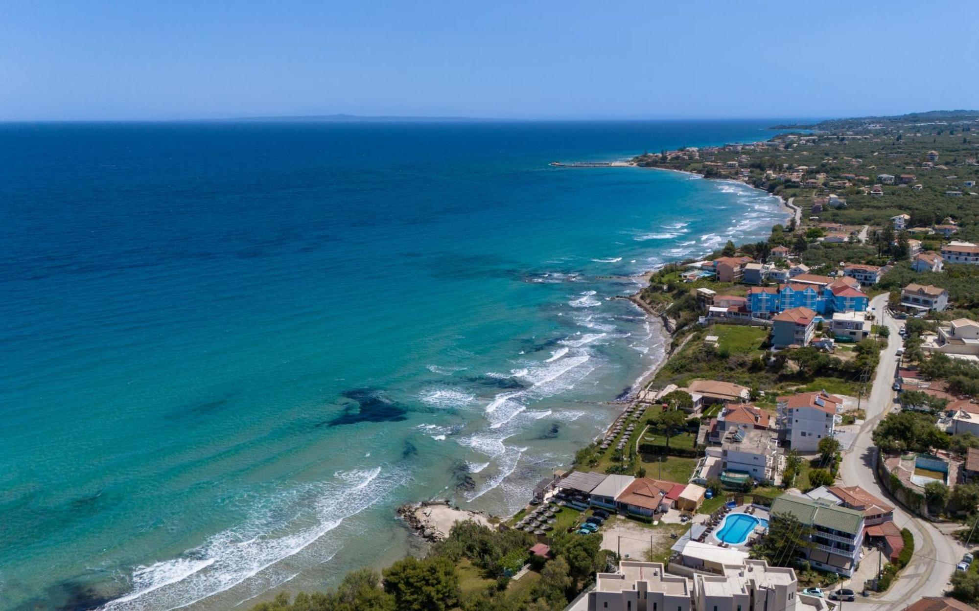 Amarylis Beachfront Studios Amoudi Luaran gambar